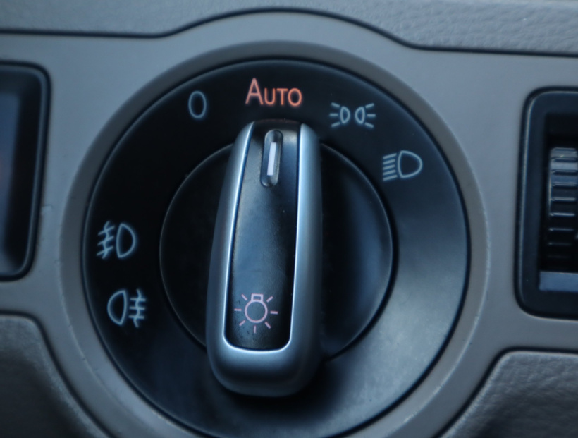 Volkswagen Passat, 2009