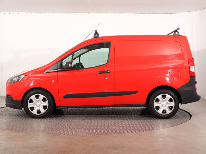 Ford Transit Courier, 2022