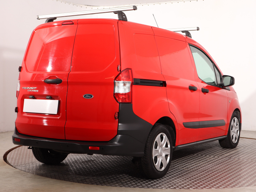 Ford Transit Courier, 2022