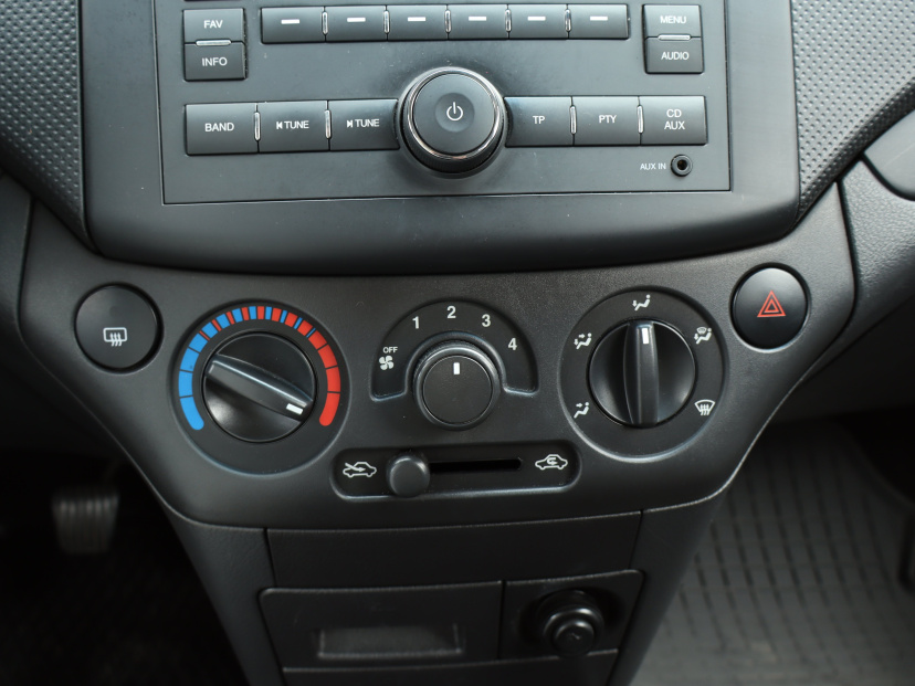 Chevrolet Aveo, 2011