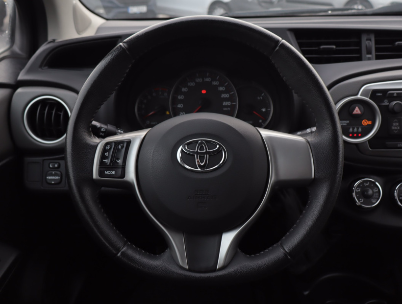 Toyota Yaris, 2014
