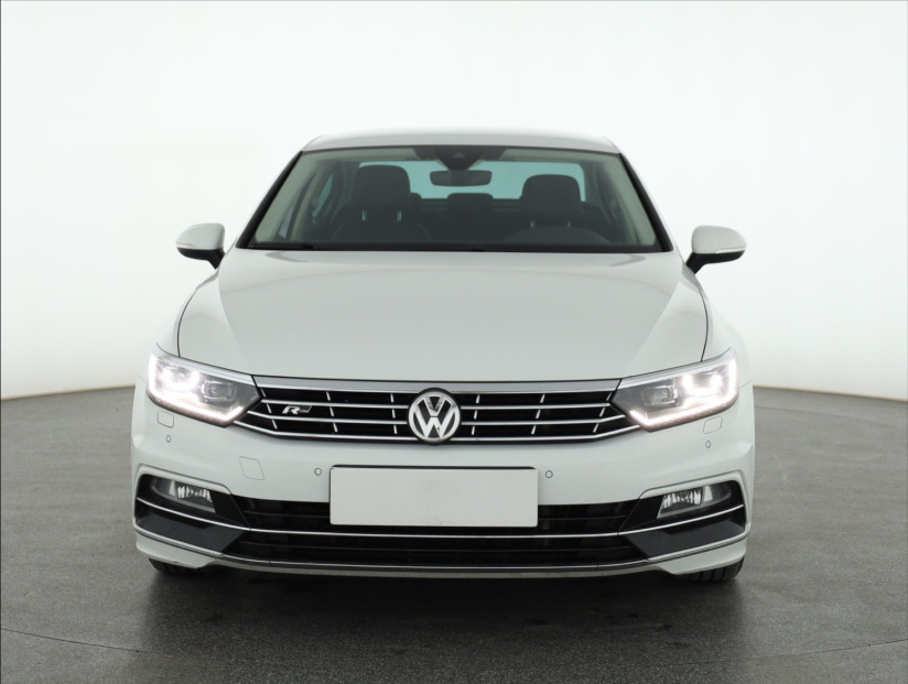 Volkswagen Passat, 2018