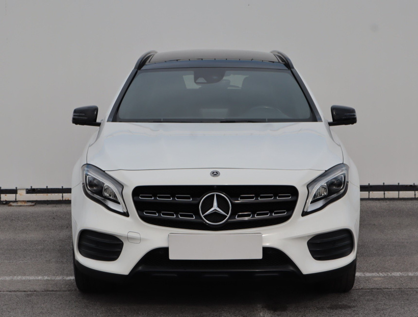Mercedes-Benz GLA, 2018