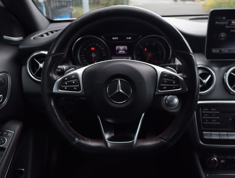 Mercedes-Benz GLA, 2018