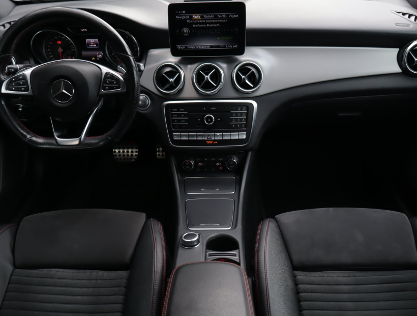 Mercedes-Benz GLA, 2018