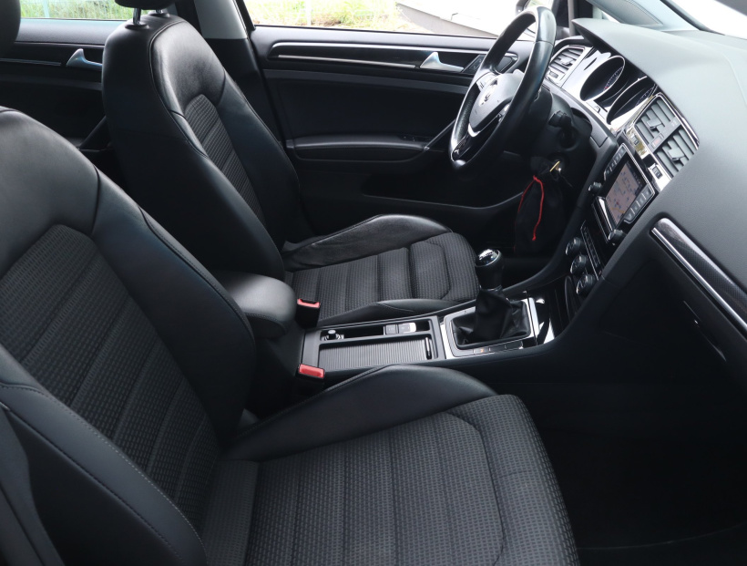 Volkswagen Golf, 2014