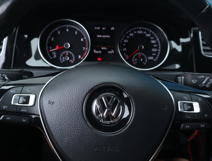 Volkswagen Golf, 2014