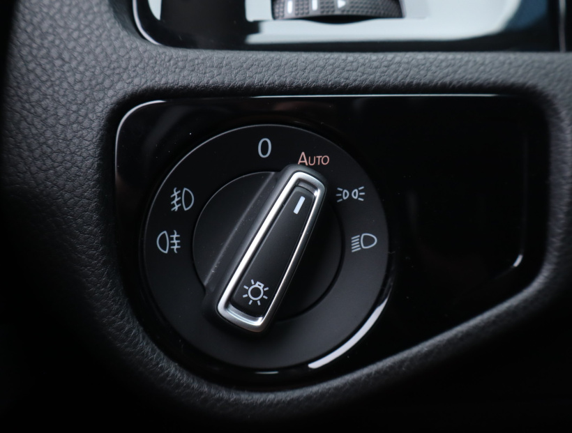 Volkswagen Golf, 2014