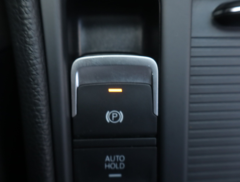 Volkswagen Golf, 2014