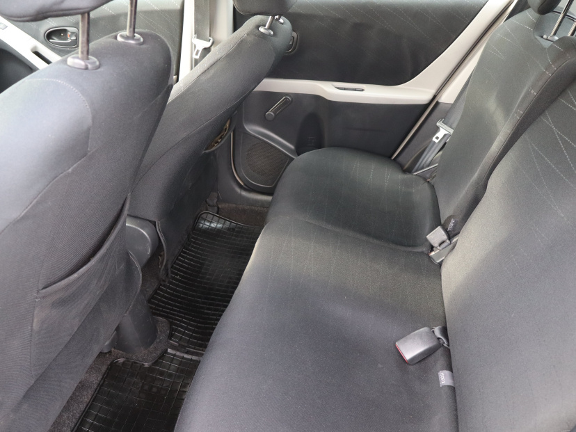 Toyota Yaris, 2006