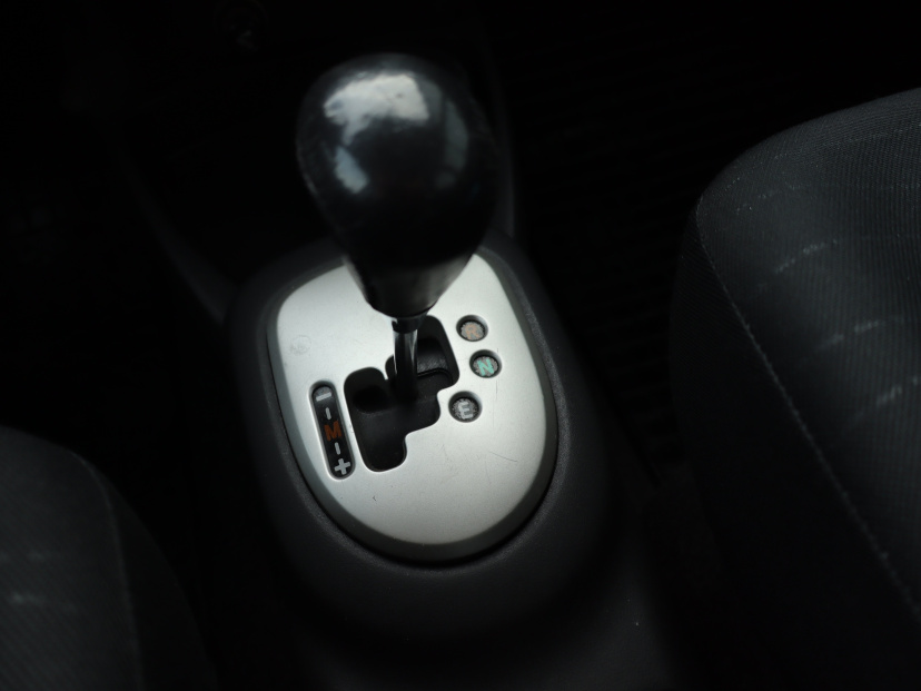 Toyota Yaris, 2006