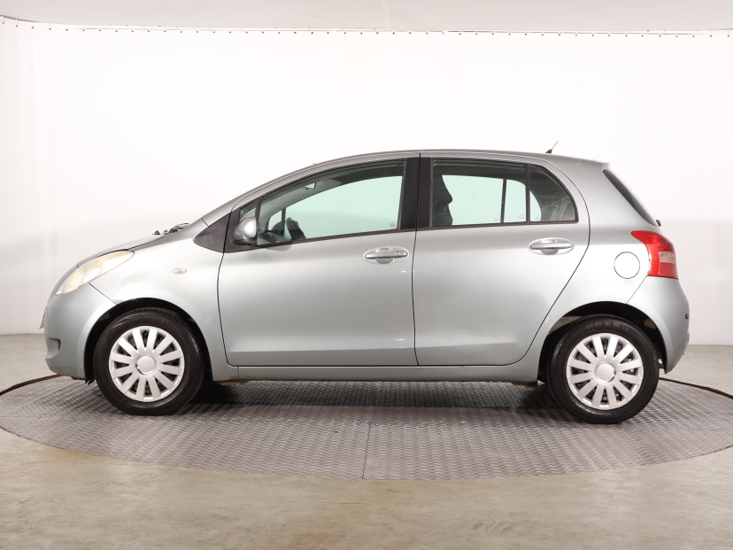 Toyota Yaris, 2006