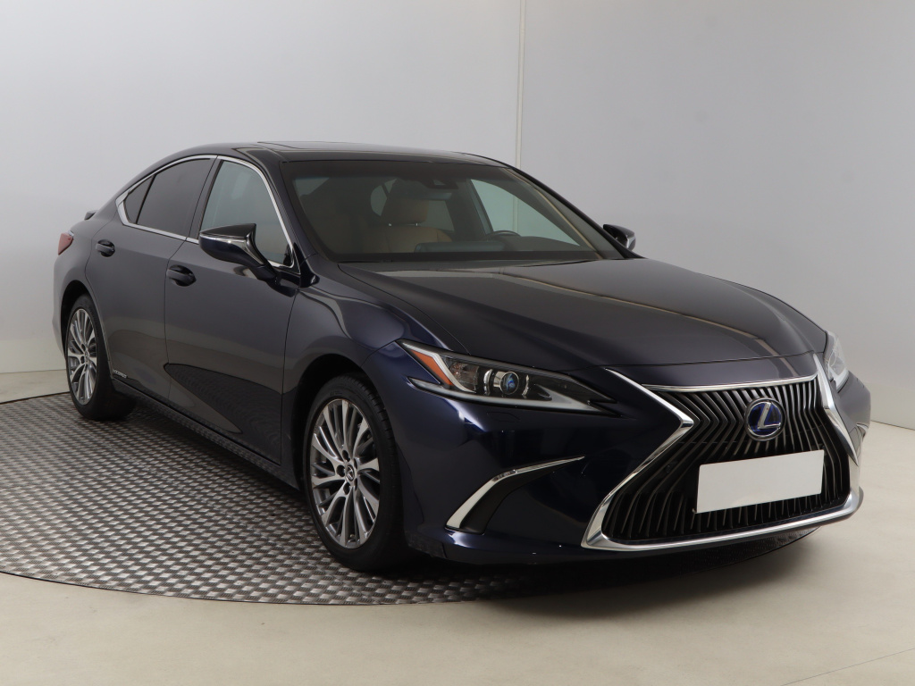 Lexus ES, 2019