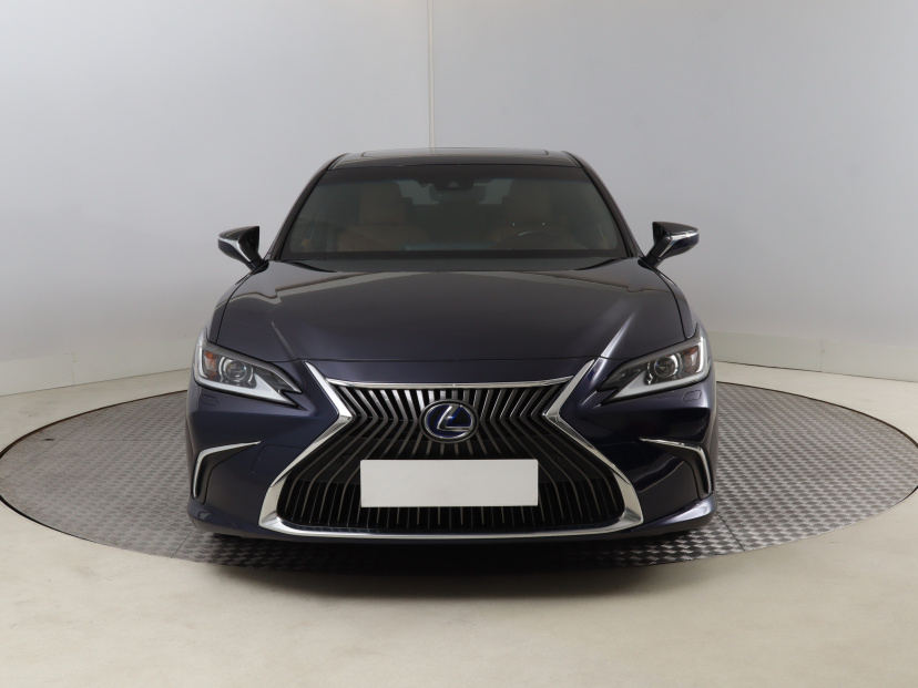 Lexus ES, 2019