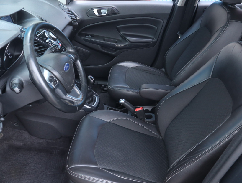 Ford Ecosport, 2016