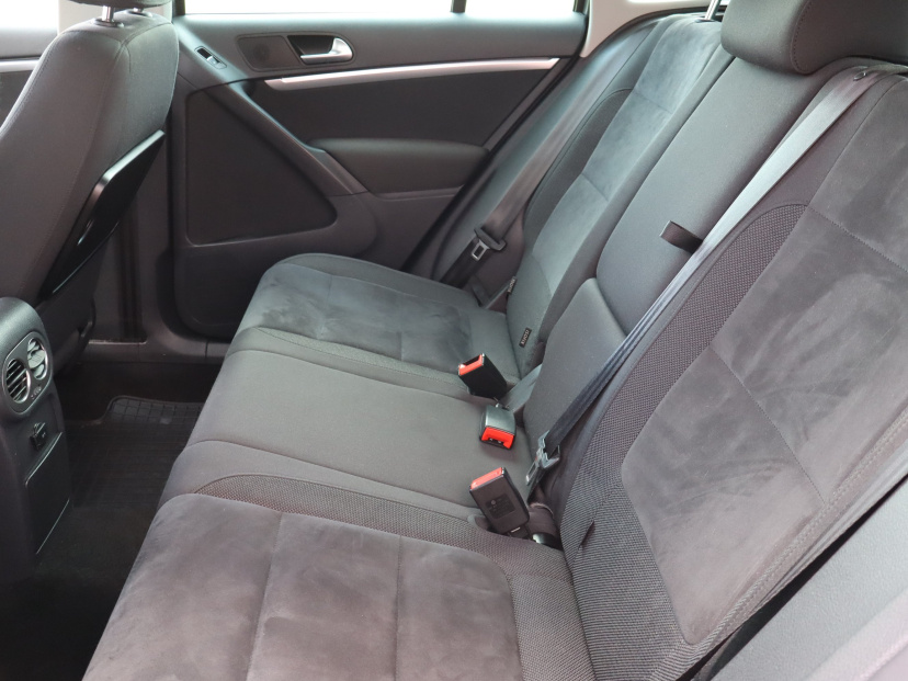 Volkswagen Tiguan, 2013