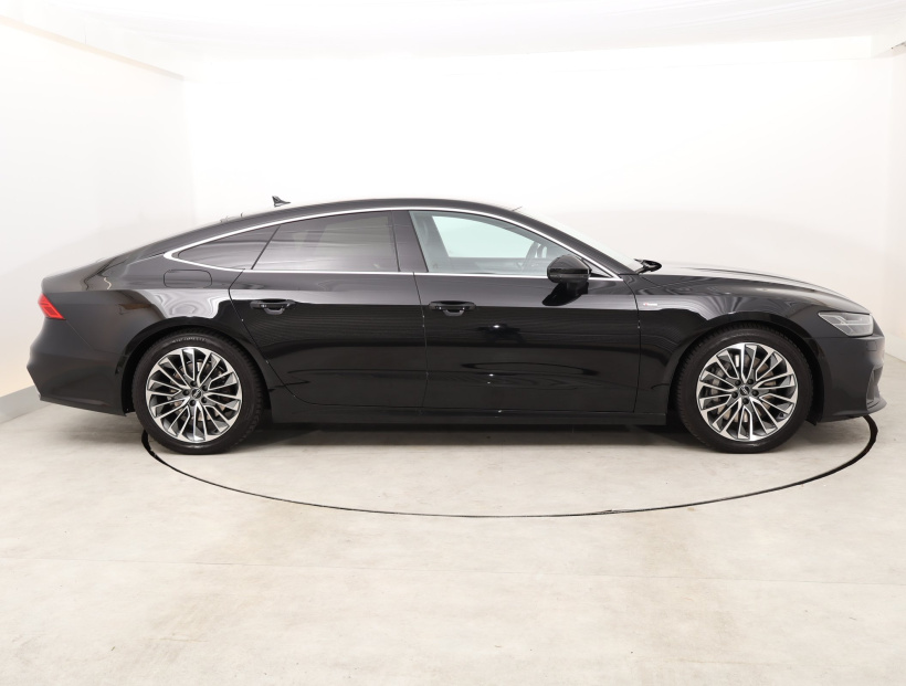 Audi A7, 2022