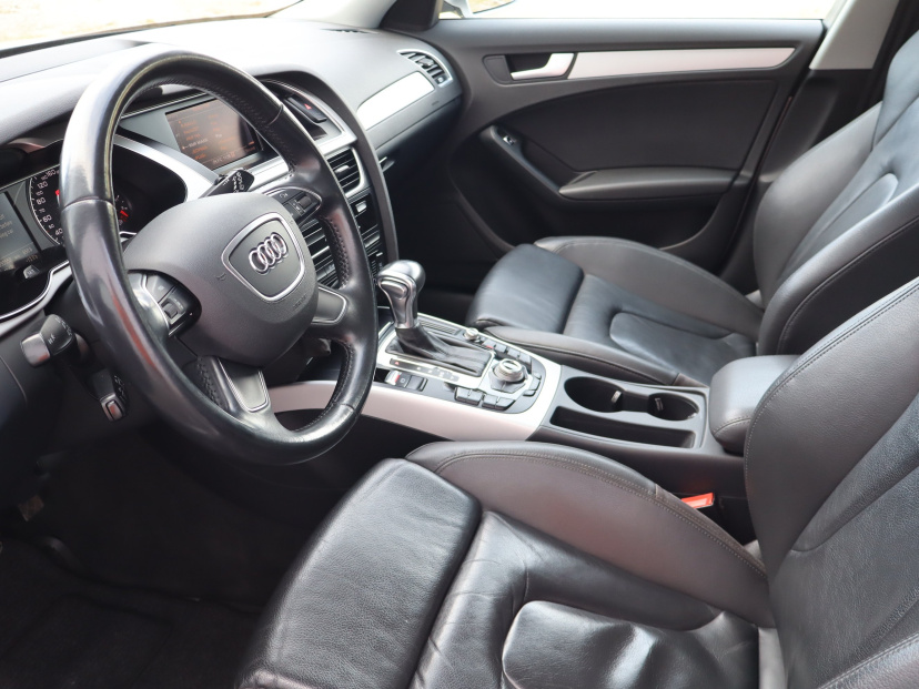 Audi A4, 2015
