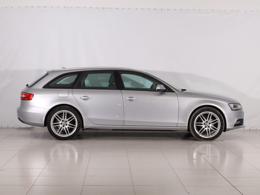 Audi A4, 2015