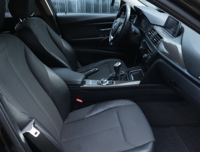 BMW 3, 2013