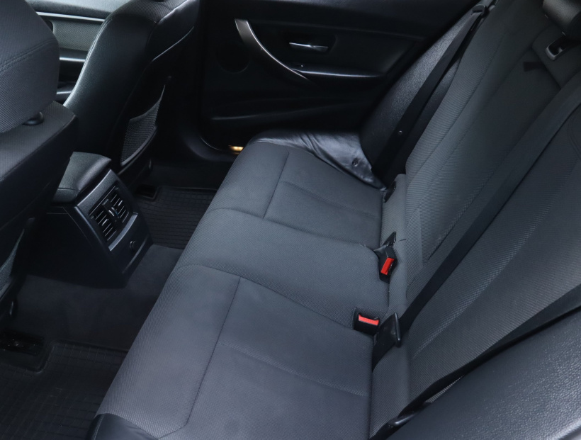BMW 3, 2013