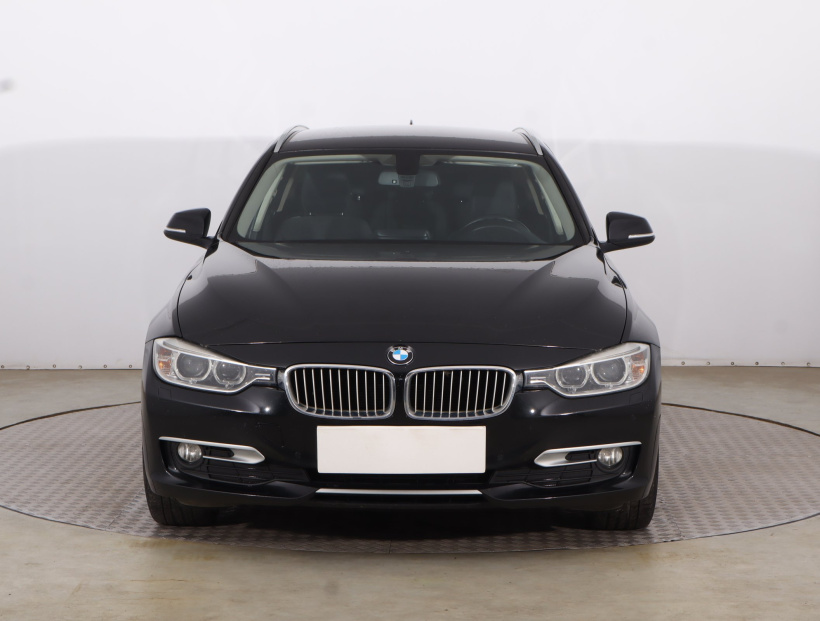 BMW 3, 2013