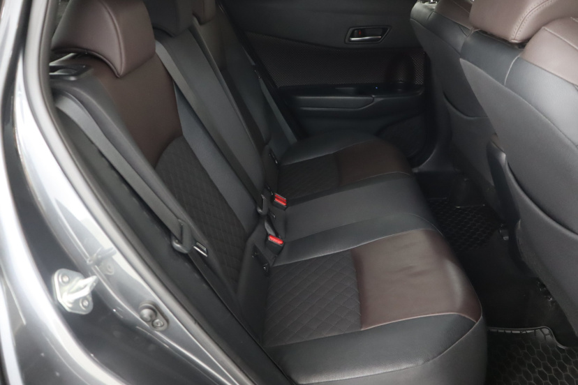 Toyota C-HR, 2018