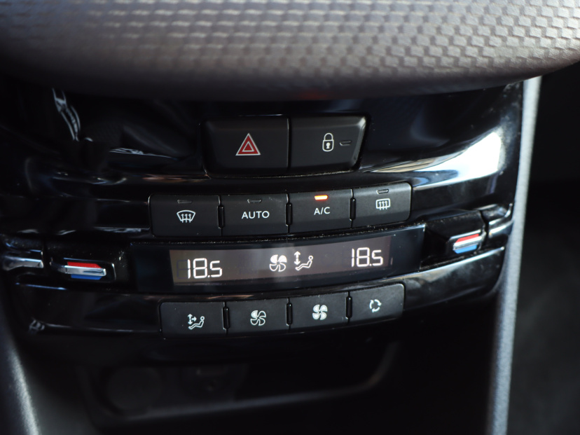 Peugeot 2008, 2014