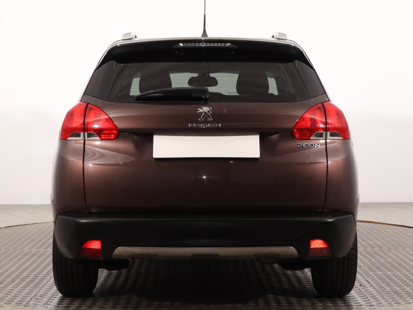 Peugeot 2008, 2014