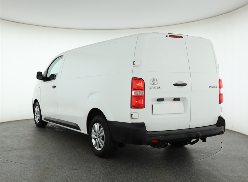 Toyota ProAce, 2017