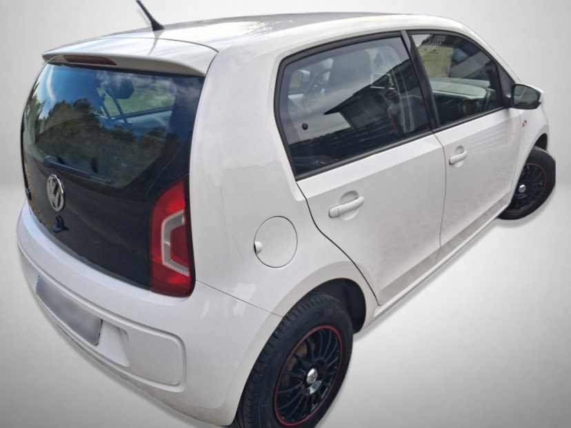 Volkswagen Up!, 2016