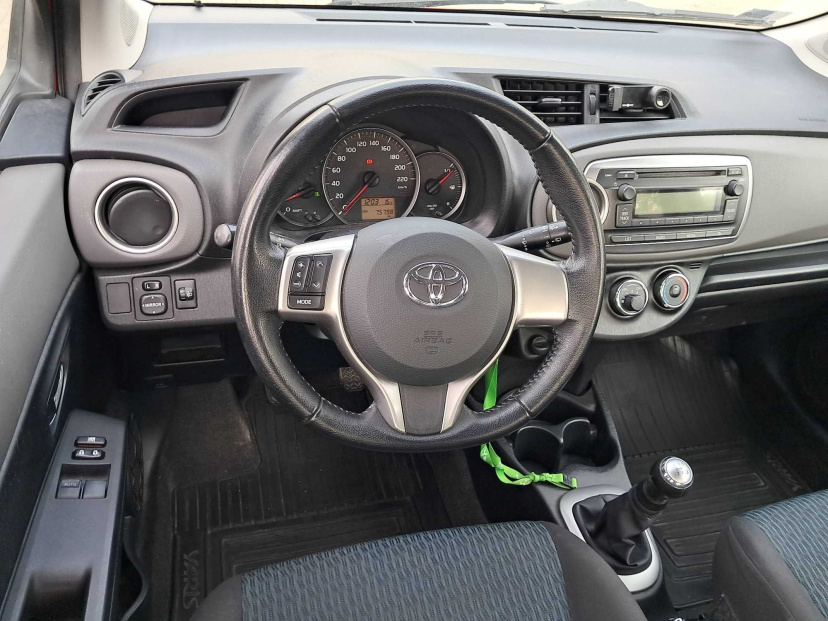 Toyota Yaris, 2012