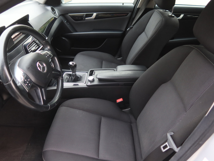 Mercedes-Benz C, 2012