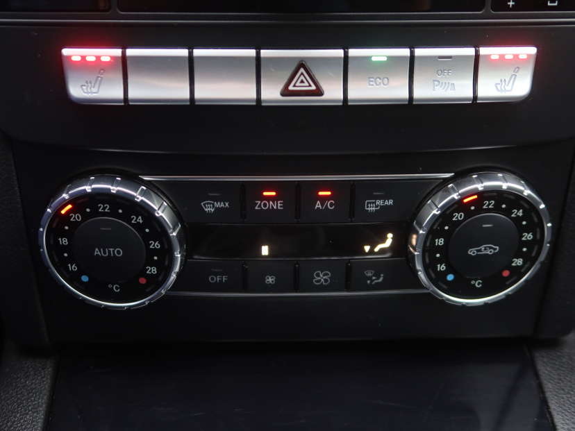 Mercedes-Benz C, 2012