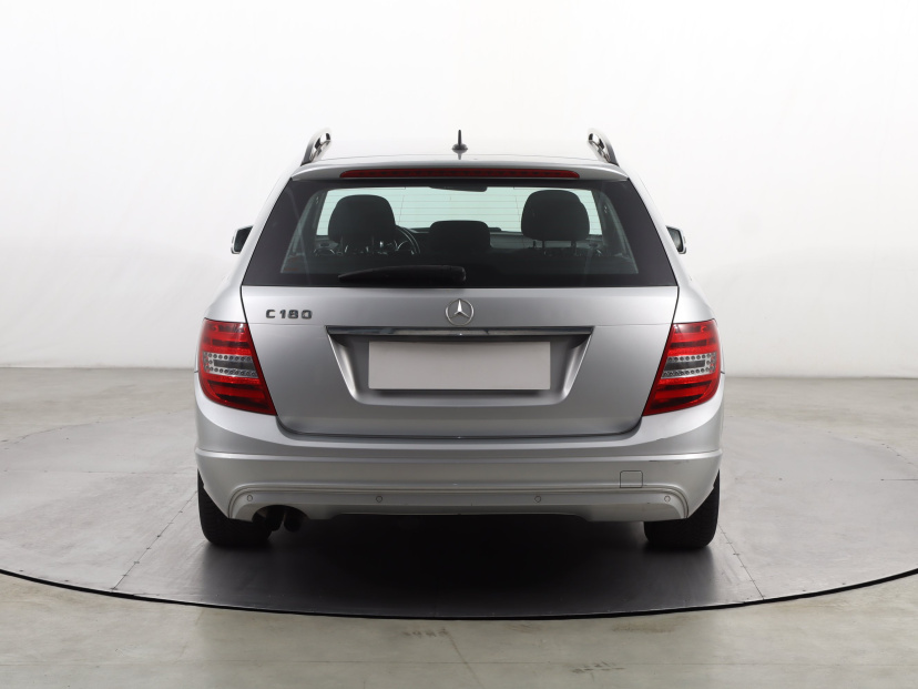 Mercedes-Benz C, 2012