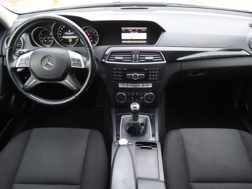 Mercedes-Benz C, 2012