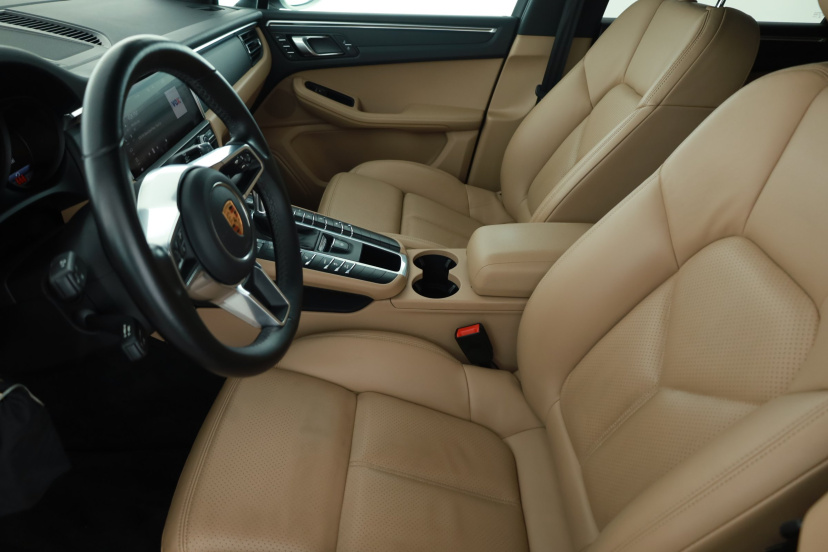 Porsche Macan, 2020