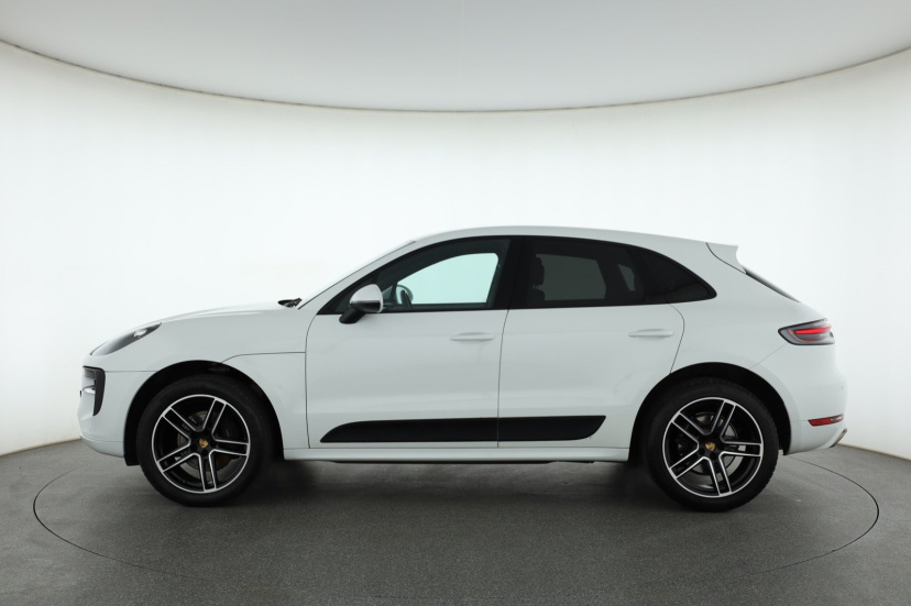 Porsche Macan, 2020