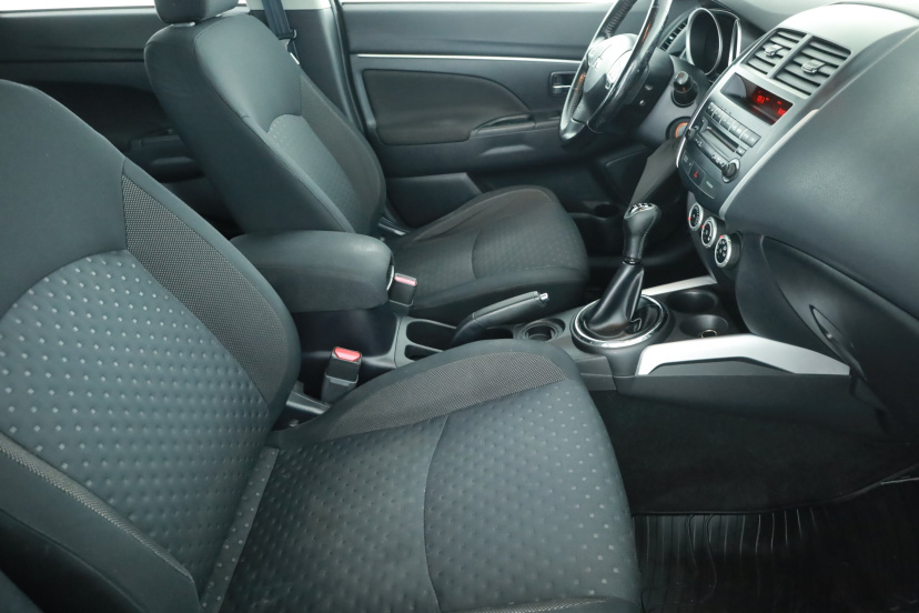 Mitsubishi ASX, 2010