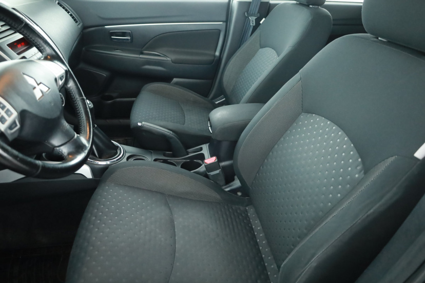 Mitsubishi ASX, 2010