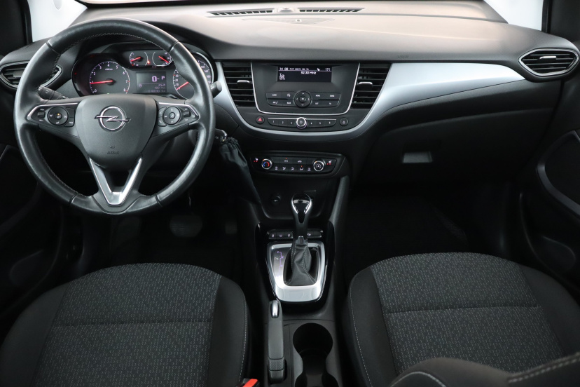 Opel Crossland, 2024