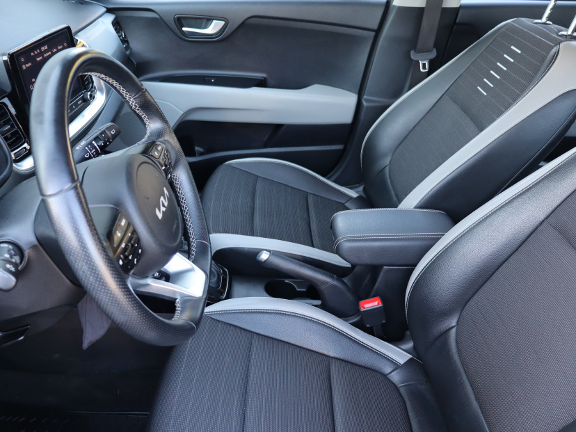 Kia Stonic, 2022