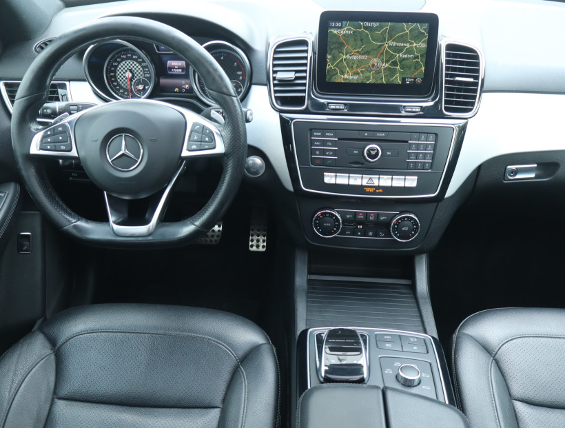 Mercedes-Benz GLE, 2016