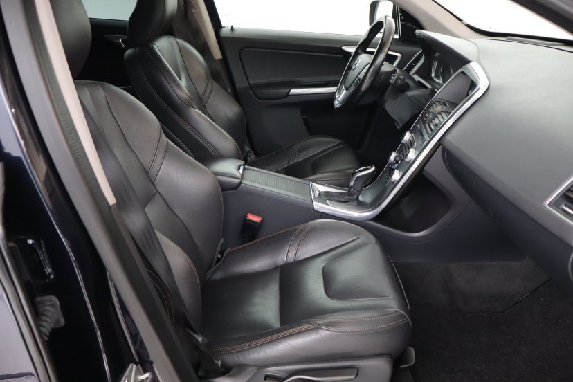 Volvo XC60, 2016