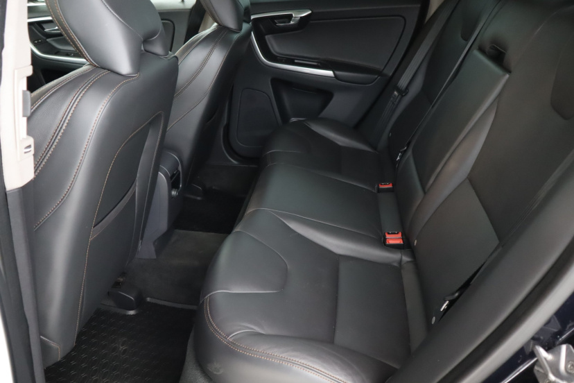 Volvo XC60, 2016