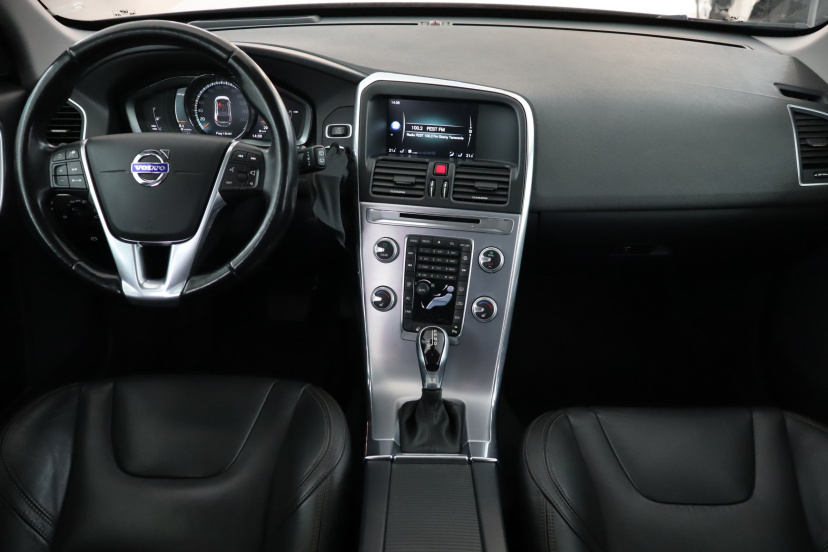 Volvo XC60, 2016