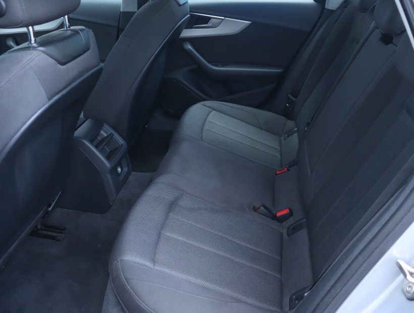 Audi A4, 2020