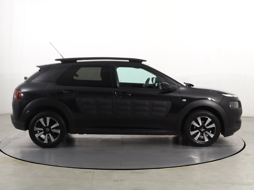 Citroen C4 Cactus, 2015