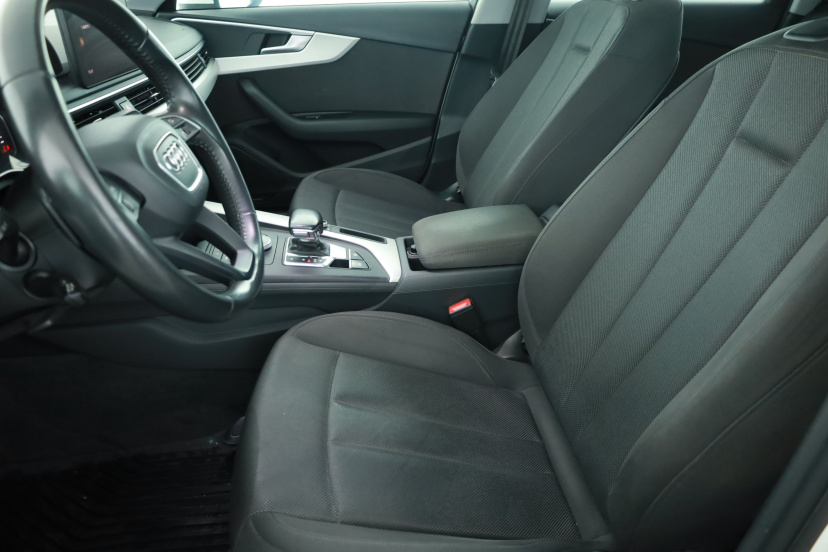 Audi A4, 2019