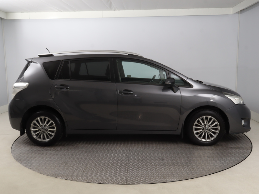 Toyota Verso, 2018